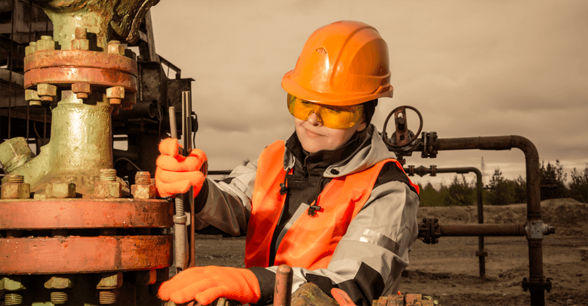 Woman working at a construction site. Tap into market updates, construction industry insights, and new perspectives with Touchplan.